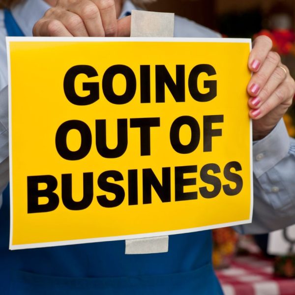 Avveckla irländskt ltd Avveckla irländskt ltd